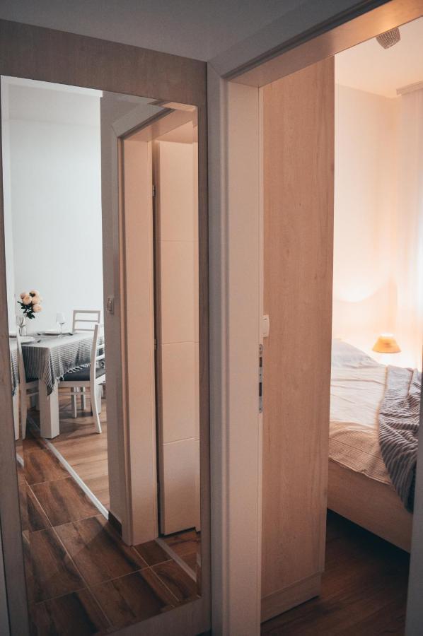 Apartman Lena Баня-Ковиляча Екстер'єр фото