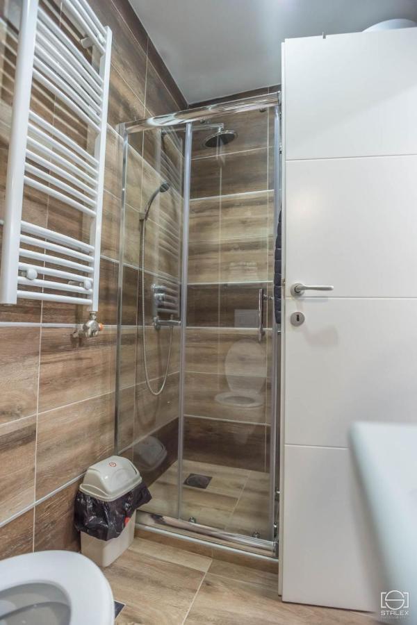 Apartman Lena Баня-Ковиляча Екстер'єр фото